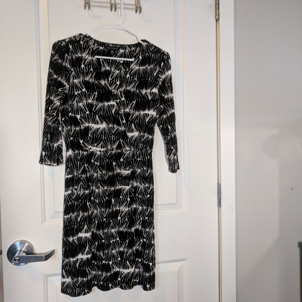 V Neck Slit Comfy B+W Dress